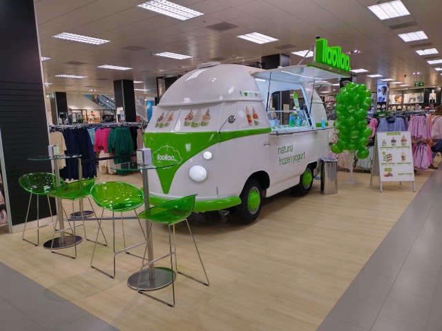 La murciana llaollao simplifica su estructura empresarial con la disolución de ocho filiales 