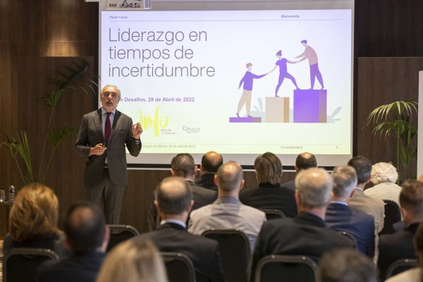 Cultura y personalidad: el experto consultor Plácido Fajardo explica cómo liderar una empresa en la Región 