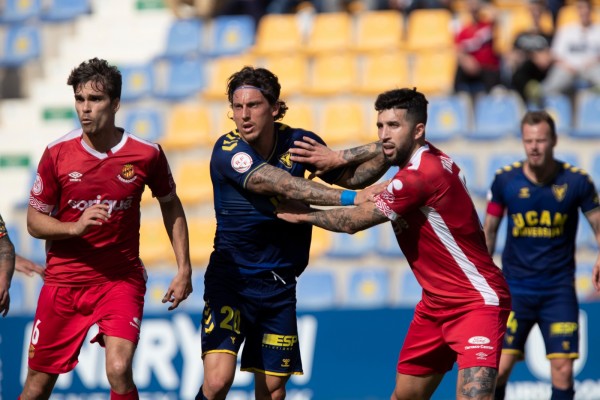 Otro ruinoso empate para un UCAM CF que cada vez tiene más difícil la permanencia 
