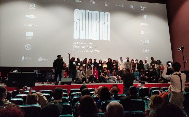 La película 'Silent Night' y el corto murciano 'Alcanzar el Vórtice' triunfan en los Sombra de la normalidad