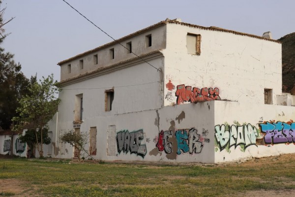 Tirón de orejas al patrimonio murciano: la Casa Blanca de Los Ramos y el Castillo del Portazgo, en lista roja
