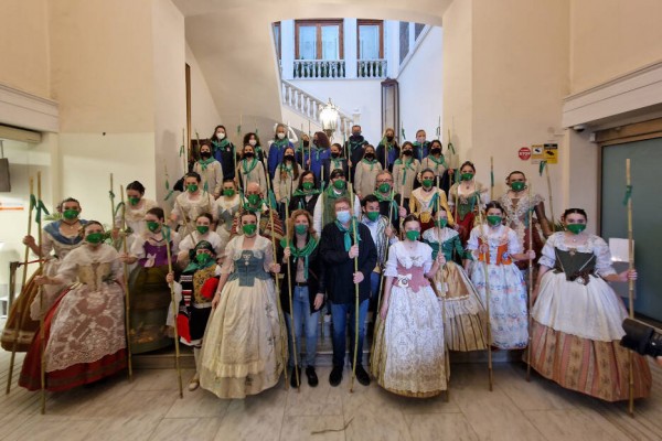 Castelló vuelve a la Magdalena en una multitudinaria Romeria de les Canyes