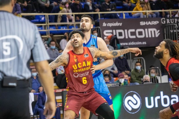 El UCAM CB, con una defensa deficiente, cae ante un rival que había perdido sus 5 últimos partidos