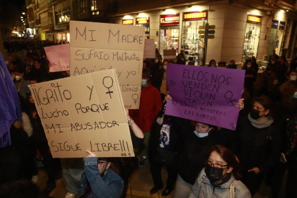La reprobación de Irene Montero y la agenda compartida de mujeres