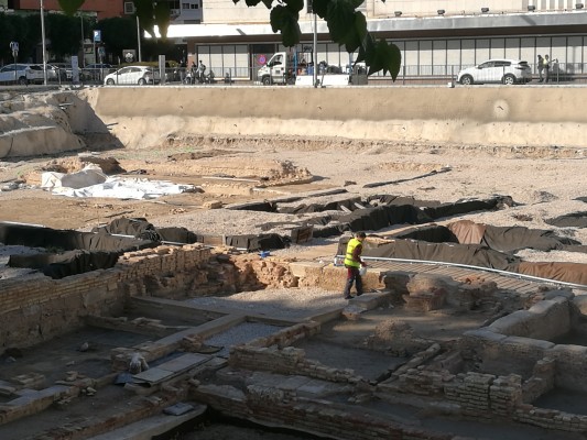 El yacimiento de San Esteban de Murcia tendrá una sala de exposiciones y se podrá visitar durante las obras