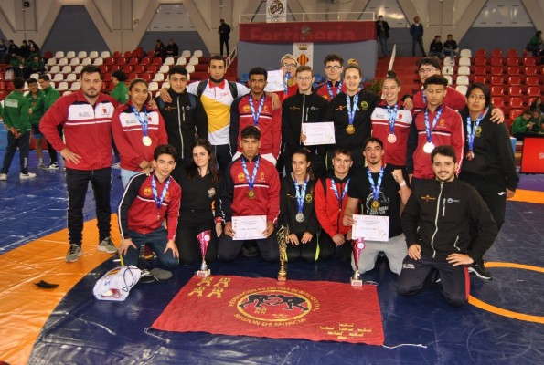 Murcia gana 14 medallas en el Nacional sub-20 en Sagunto