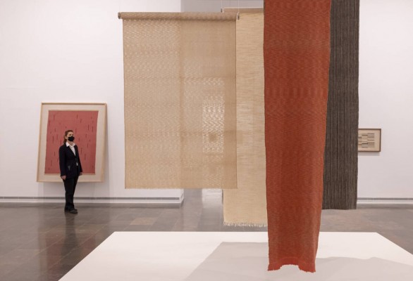 Notas Culturplaza: Homenaje a Rosalía de Castro, 'El Perdón' y redescubrir la Bauhaus