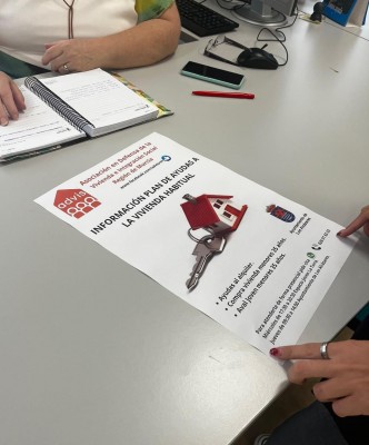 Los Alcázares impulsa el acceso a vivienda con oficina de apoyo a jóvenes y vecinos vulnerables
