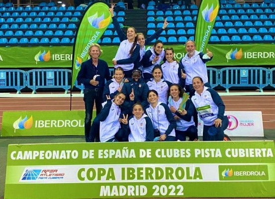 Úrsula Ruiz gana el peso y el título del Nacional de clubes con el Valencia CA