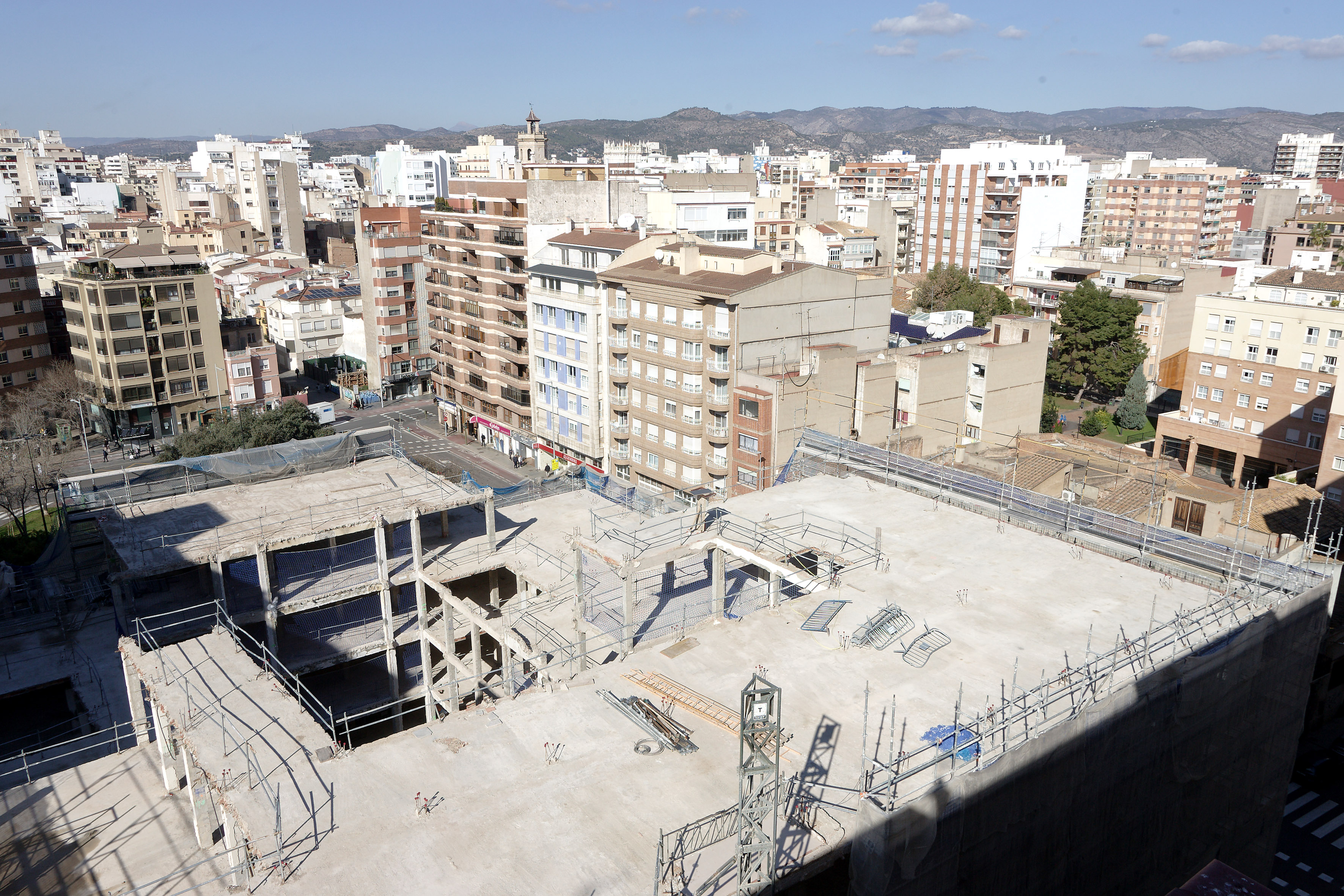 Borrull avanza: el derribo ya casi ha concluido y en breve arrancará la obra del futuro edificio