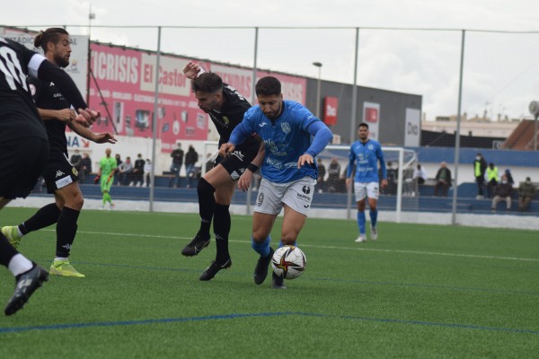 El Mar Menor FC suma ante uno de los gallitos de la Segunda RFEF