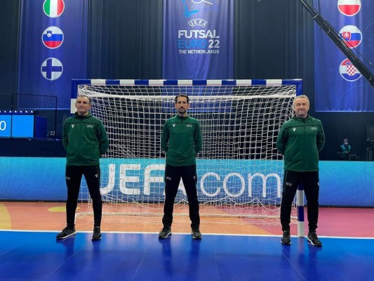 Martínez Flores arbitrará una final del Europeo que no jugarán Chemi ni Mellado