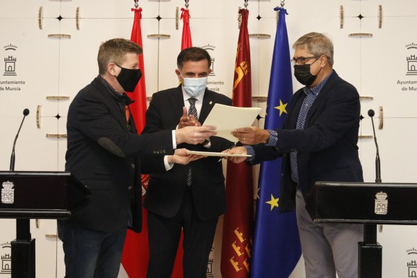 Un trampolín para los emprendedores de Murcia: el espacio Hub da el primer paso 