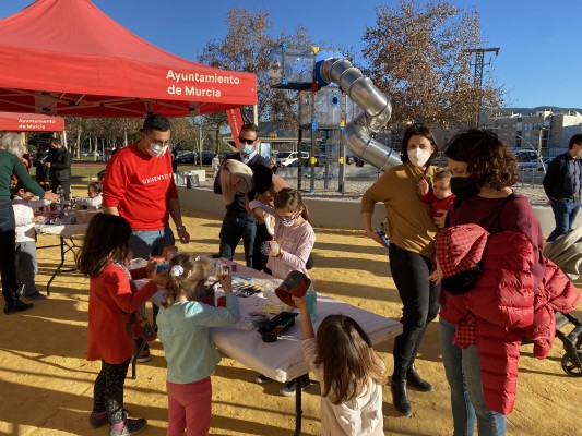 'Operación renovación' para las zonas infantiles del Infante de Murcia