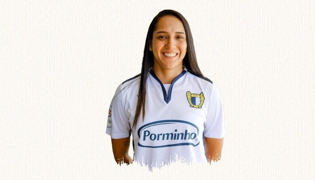 El Alhama CF, que pretende subir, ficha a la internacional venezolana María Ruiz