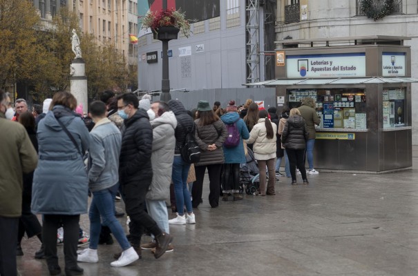 Los murcianos, entre los que menos gastan en Lotería de Navidad: una media de 71 euros 