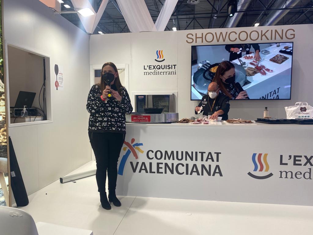 El 'peix de la llotja' y los 'coents' de Burriana protagonizan un showcooking en Fitur