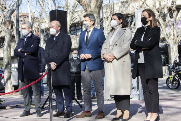 Un homenaje recuerda a Manuel Broseta en el 30º aniversario de su asesinato