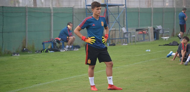 Julen Guerrero cita para la sub-17 de España a los murcianos Nono, Hernández y Mendoza