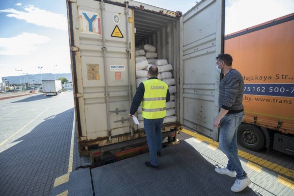 Murcia también tiene su Aduana: los ojos que supervisan las mercancías que vende la Región