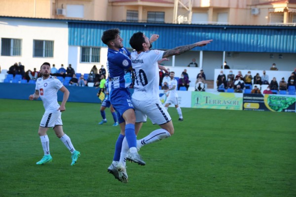 El año comienza con la primera victoria con Gaspar Campillo en el banquillo del Águilas FC