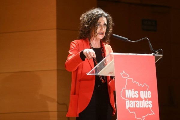 Caballero se presenta ante 200 militantes, sin Ábalos y a la contra del aparato