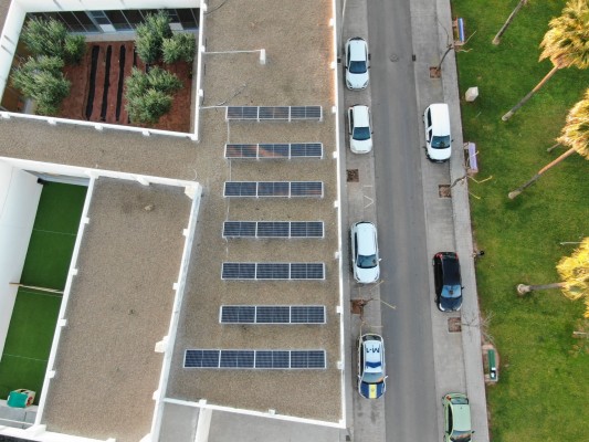 Almenara instala placas solares fotovoltaicas en el CEIP Juan Carlos I y la Escuela Infantil