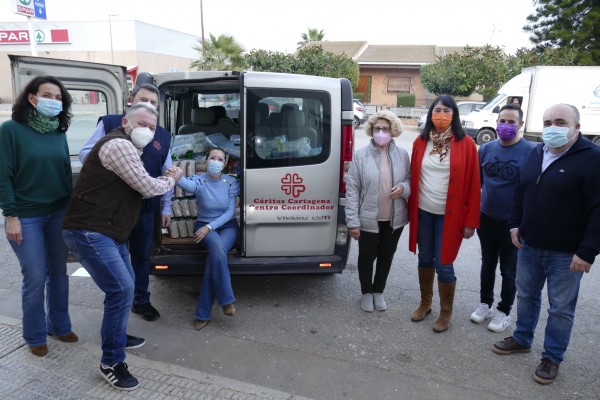 Castejón y sus concejales no adscritos donan más de 6 toneladas de alimentos a 4 entidades sociales