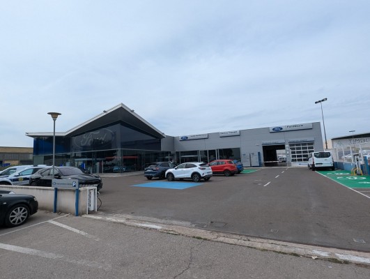 Ford Vedat Mediterráneo reabre sus instalaciones de Catarroja ofreciendo descuentos a los afectados por la Dana