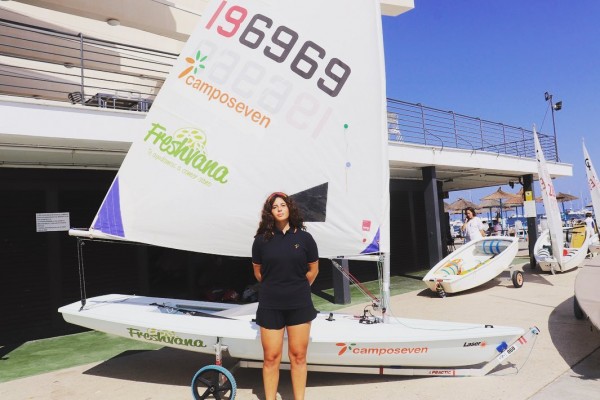 María Martínez Maestre disputa el Mundial juvenil de Ilca 6 en Omán

 