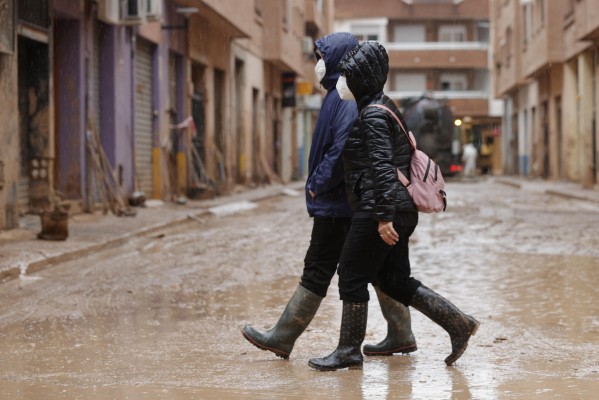 Las últimas lluvias retrasan los trabajos de limpieza en la zona 0 de la Dana de Valencia