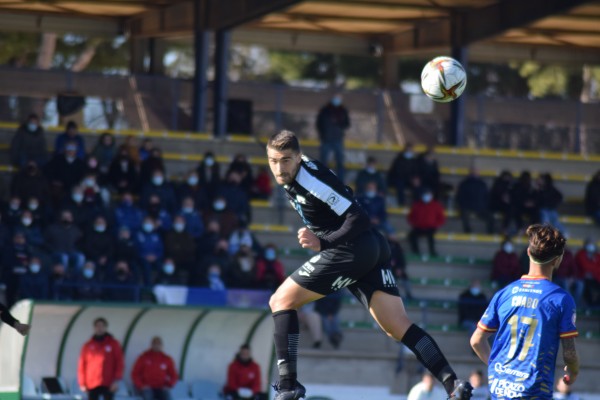 Los de San Javier nivelan un 2-0 adverso en el último cuarto de hora