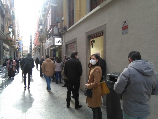 Las colas llegan a las administraciones de Lotería de Murcia a tres semanas del Sorteo de Navidad