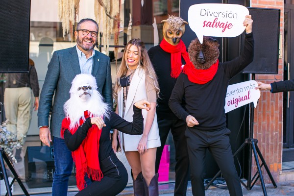 La música toma los escaparates de los comercios con 'Murcia en la Vitrina' 