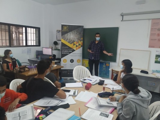 Educación digital para frenar la exclusión social: Biyectiva se une al programa Meteora
