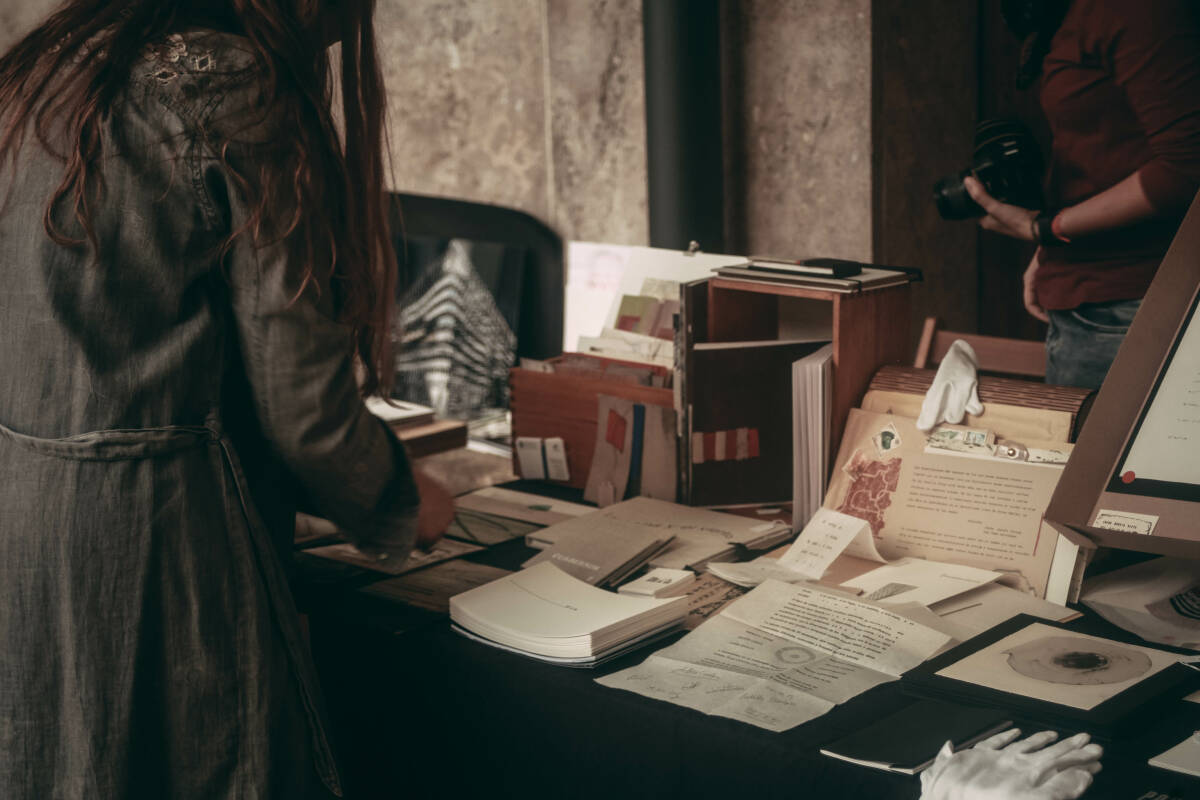 Notas Culturplaza: Festival del libro Sindokma, circo en Contorsions y música con Joe Crepúsculo