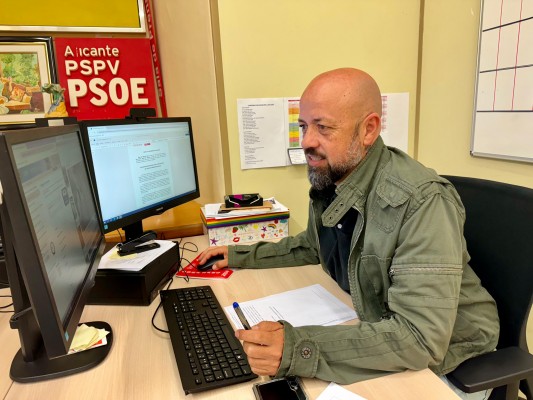 El PSOE de Alicante acusa al Consell de bloquear las valoraciones de ayuda a la dependencia