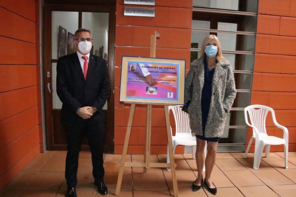 La pintora unionense María José Castillo Ovejero cumple su 