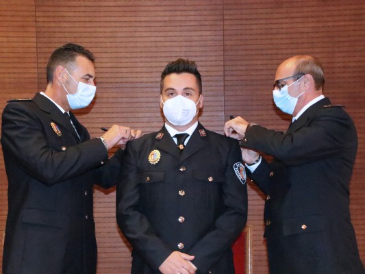 La 'familia' de la Policía Local de La Unión crece: toman posesión dos subinspectores