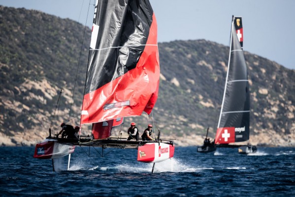 El GC32 Racing Tour llega al Mar Menor con el Alinghi suizo como líder