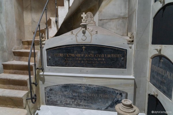 Las puertas del Panteón Pedreño se abren durante el puente de Todos los Santos: arte y misterio en Cartagena
