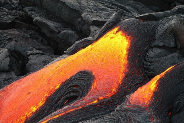 La CBS confunde el volcán de la isla de La Palma con la localidad cartagenera de La Palma