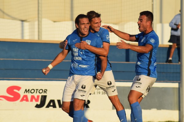 El Mar Menor FC sigue enchufado, lleva 13 de 15 puntos y se coloca quinto por delante del Murcia