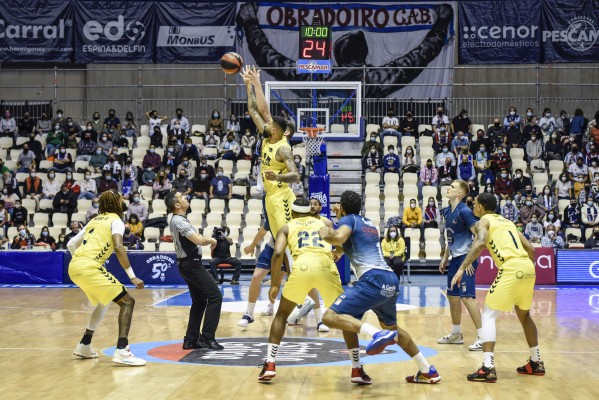 El UCAM CB arrolla al Obradoiro en su victoria más amplia a domicilio en 24 años en la ACB