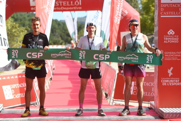 El ruso Tolstenko y la letona Svilpe se imponen en la Penyagolosa Trails CSP