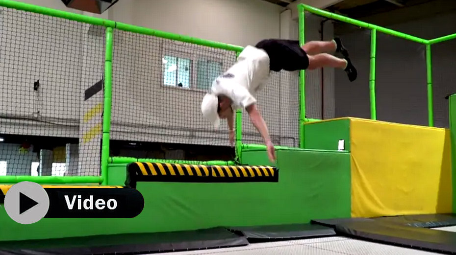 Fun Jump: saltar en camas elásticas mientras practicas varios deportes