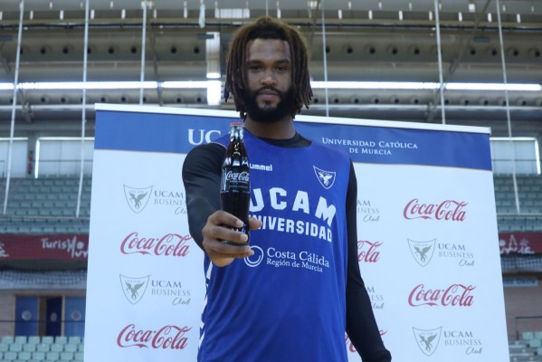 Webb apela en el UCAM CB a 
