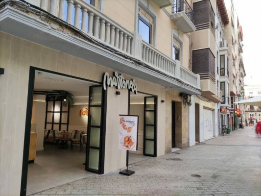 Boom de aperturas en Murcia tras la pandemia: supermercados y franquicias de alimentación, al frente 