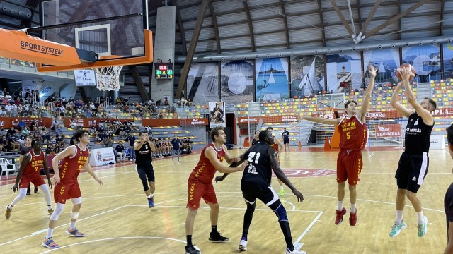 El filial del UCAM CB gana la Copa Federación Aon al FC Cartagena Baloncesto y en su pista
