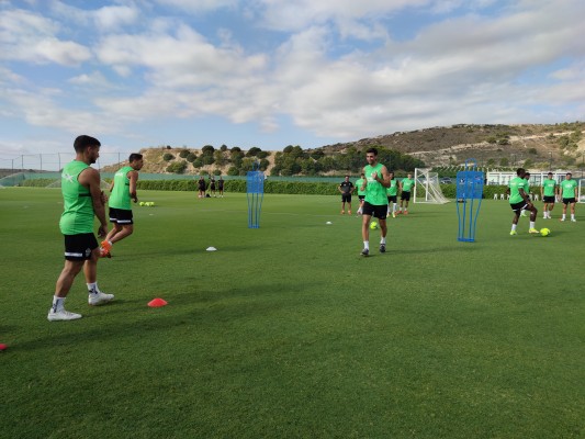 Lucas Boyé no entrena y tiene cada vez más difícil entrar en la convocatoria para la cita de Villarreal